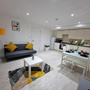  Apartment Zdnu 2 Bedroom Reeani United Kingdom