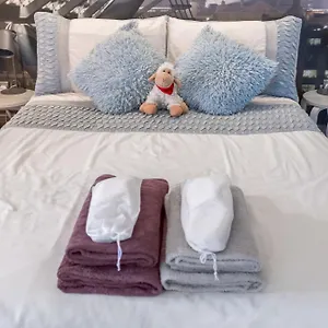  Apartment Pyjamagetaways United Kingdom